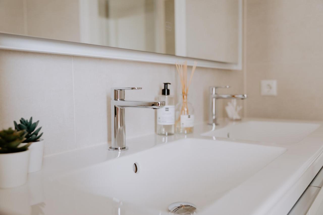 Stijlvol Appartement Op Strand Makkum Ngoại thất bức ảnh